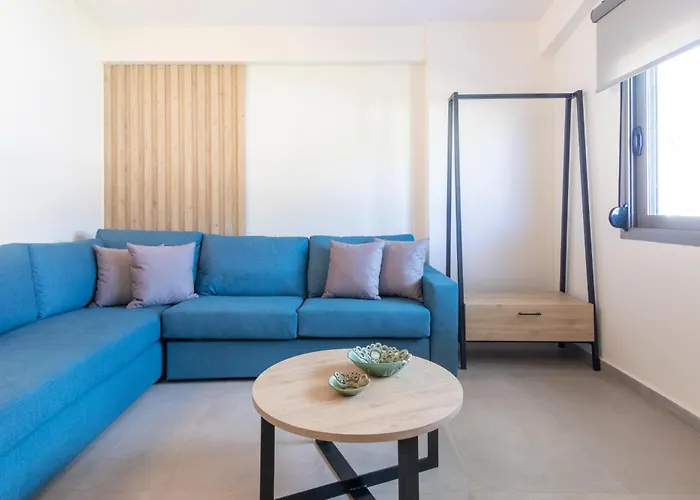 מלון דירות Oli Terra Seaside 3*